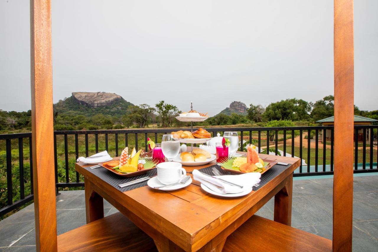 Sigiriya King'S Resort Eksteriør billede
