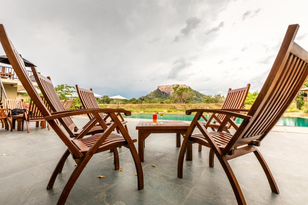 Sigiriya King'S Resort Eksteriør billede