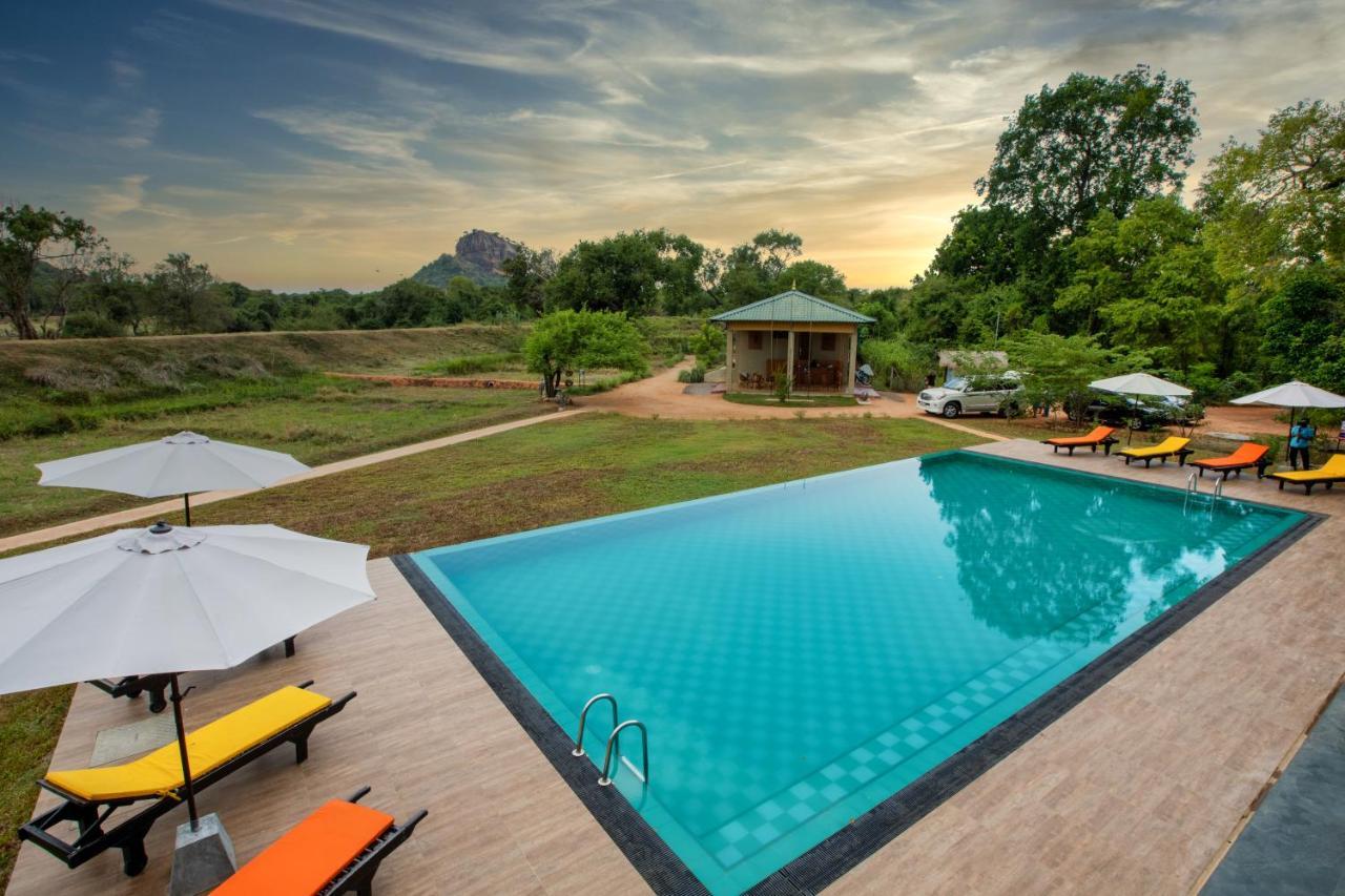 Sigiriya King'S Resort Eksteriør billede